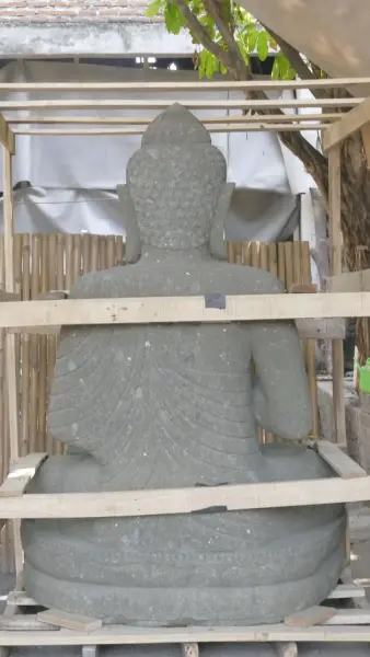 Product image 4 of the product “Seated Buddha, 209cm high, natural green ”